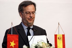 វៀតណាមអេស្ប៉ាញពន្លឿនពាណិជ្ជកម្មនិងការវិនិយោគ។