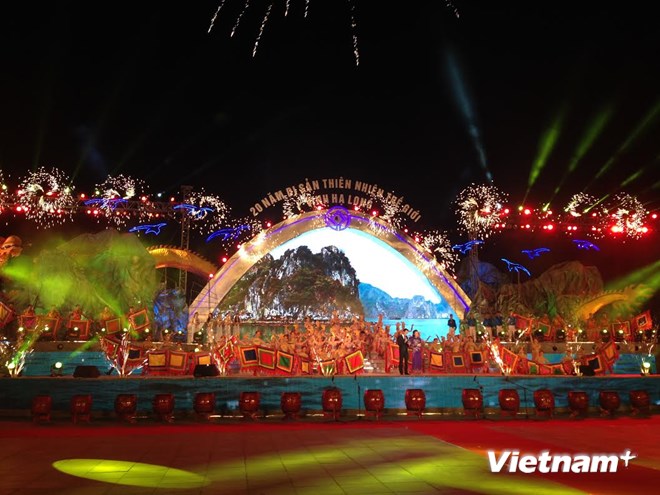 Quang Ninhរំលឹកខួបលើកទី២០នៃទីវាឈូងសមុទ្រHa Longត្រូវបានទទួល ស្គាល់ជាបេតិកភណ្ឌធម្មជាតិរបស់ពិភពលោក។