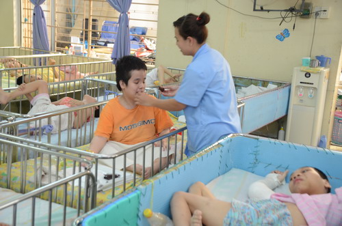 ទីក្រុងហូ ជីមីញកសាងពិសោធន៍រូបសសណ្ឋានថែទាំកុមារជាប់មេរោគHIV-AIDS