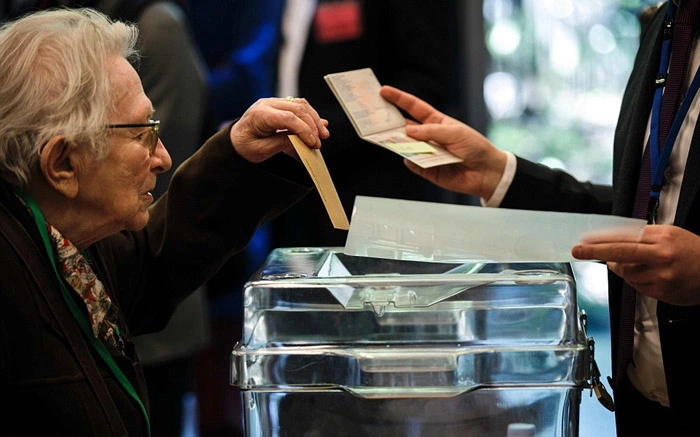 Les Français aux urnes pour le premier tour des municipales