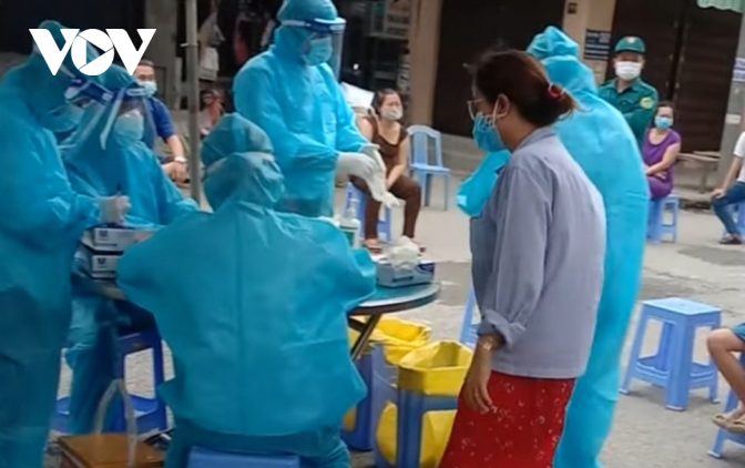 Во Вьетнаме выявлено 80 новых случаев заражения коронавирусом