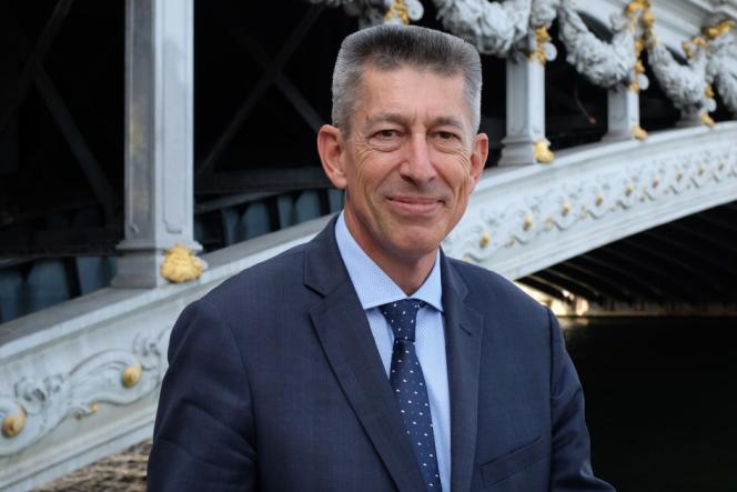 Беларусь выслала французского посла