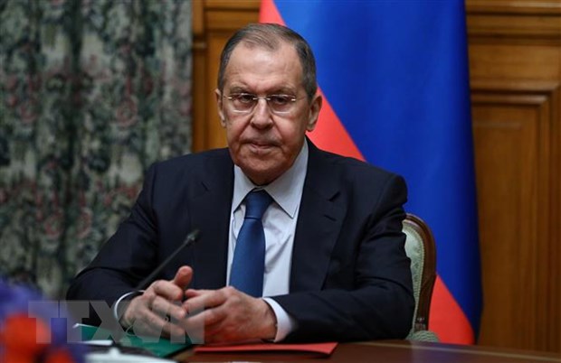 Россия приостанавливает работу своей миссии при НАТО