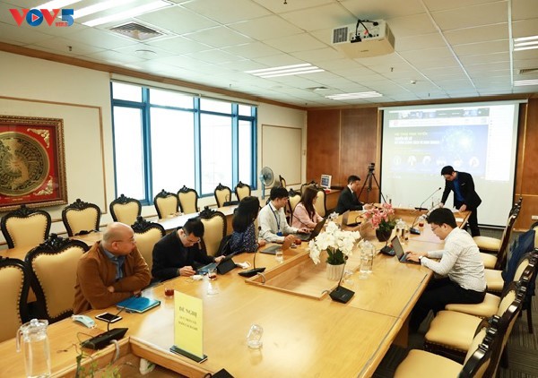 Молодые интеллектуалы Вьетнама вместе со всем миром осуществляет цифровую трансформацию