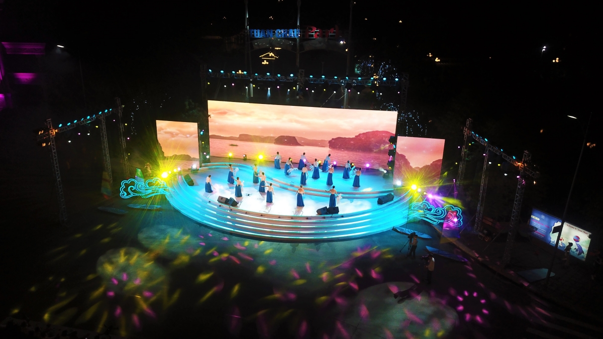 Художествественная программа «Залив Халонг – чудо природы мирового масштаба»