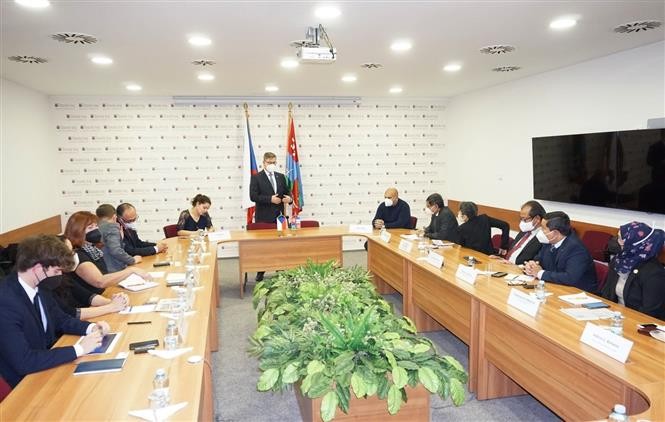 Активизация сотрудничества в развитии новых технологий между Вьетнамом и Чехией