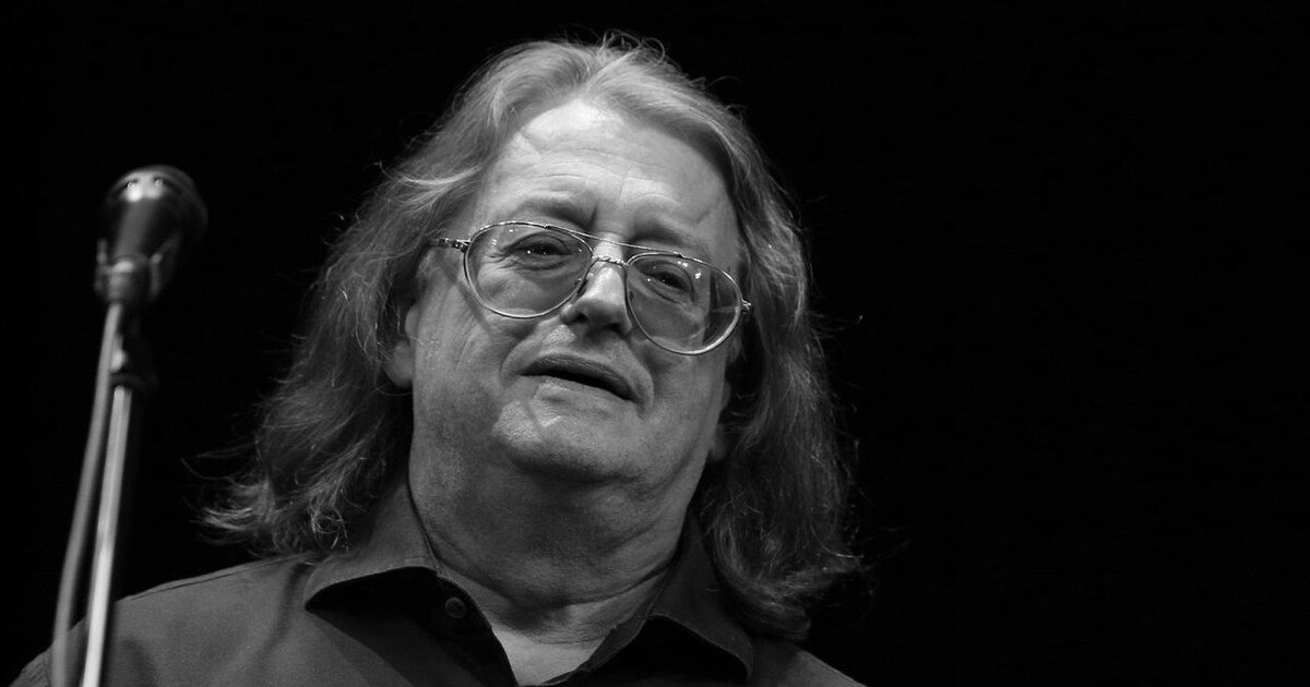 Прощание с исполнителем известной песни «Как молоды мы были»