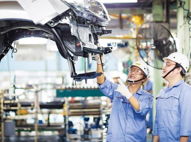 Правительство стремится увеличить темпы роста экономики на 6-6,5% в 2022 году