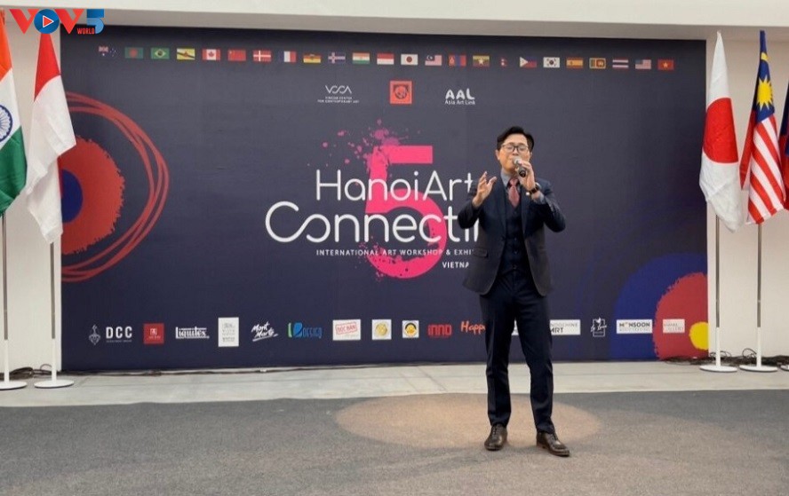 Семинар и международная художественная выставка Hanoi Art Connecting