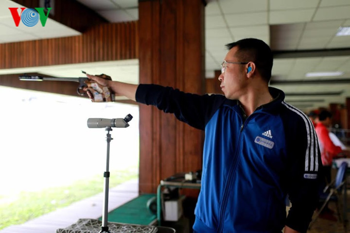 កីឡាករបាញ់កាំភ្លើង Hoang Xuan Vinh បង្កើតឯកទគ្គកម្មបាញ់កាំភ្លើង អាស៊ីអាគ្នេយ៍