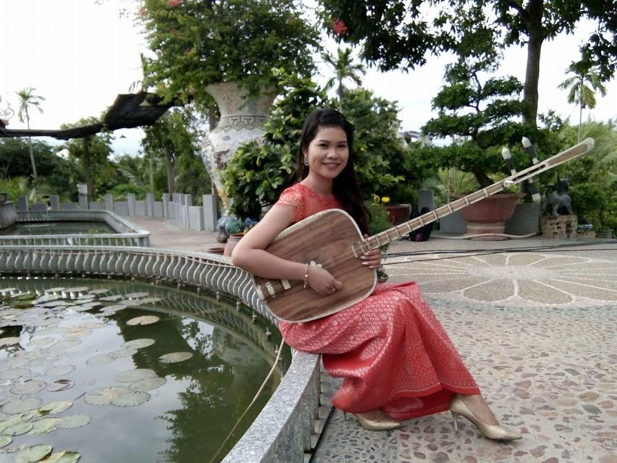 នាង គន្ធាជក់ចិត្តនឹងសិល្បៈ