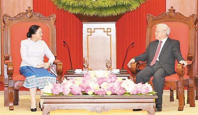 អគ្គលេខាបក្ស លោក Nguyen Phu Trong អញ្ជើញទទួលជួបជាមួយប្រធានរដ្ឋសភាឡាវ លោកស្រី Pany Yothotou