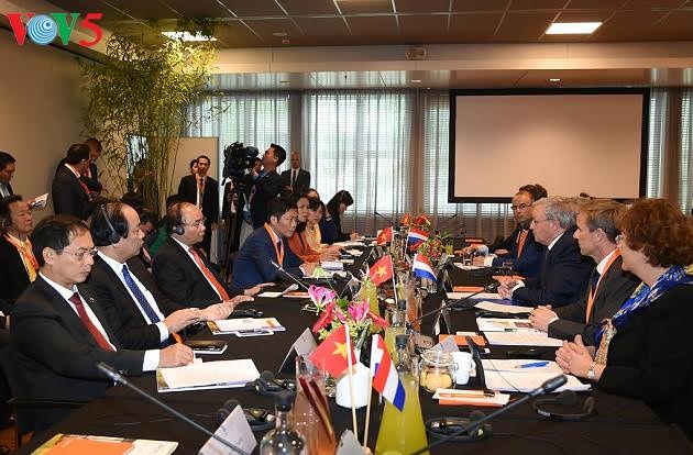 វៀតណាមមានបំណងចង់ឲ្យសហគ្រាសហូឡង់ធ្វើការវិនិយោគទៅក្នុងការទប់ទល់ជាមួយបម្រែបម្រួលអាកាសធាតុនៅវៀតណាម