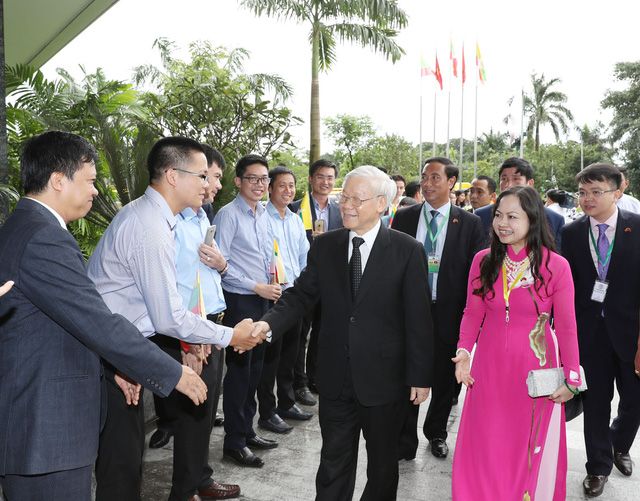 អគ្គលេខាបក្ស លោក Nguyen Phu Trong អញ្ជើញទៅទស្សនាស្ថានទូតវៀតណាមនៅមីយ៉ាន់ម៉ា