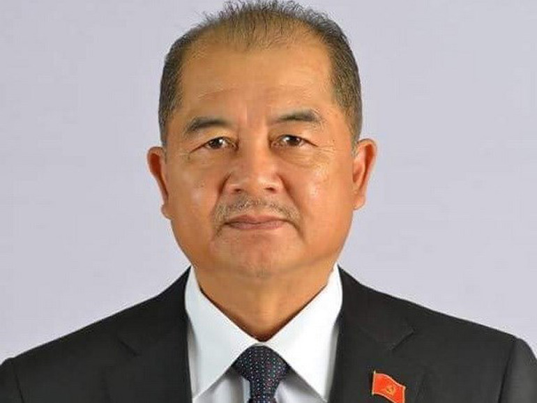 សតិអារម្មណ៍ និងស្មារតីបដិវត្តន៍ដ៏ឧត្ដុង្គឧត្តមរបស់លោកប្រធានហូជីមិញជាប្រទីបបំភ្លឺមាគ៌ាបដិវត្តន៍ឡាវ