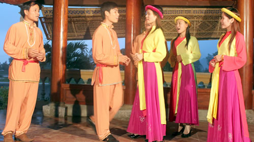 សំនៀង “ Vi   Giam”