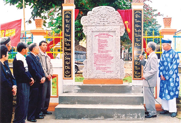 កេរដំណែលបន្ទាយ Thanh Chiem និងការបង្កើតឡើងអក្សរជាតិ