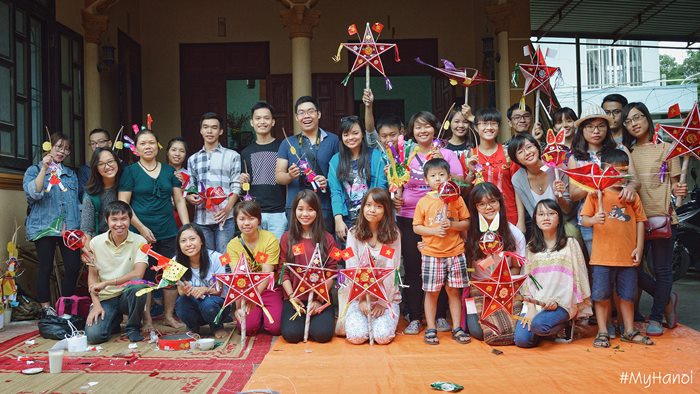 ឧទ្ទេសនាមពិធី “បុណ្យសំពះព្រះខែពោរពេញទៅដោយលក្ខណៈបុរាណ”