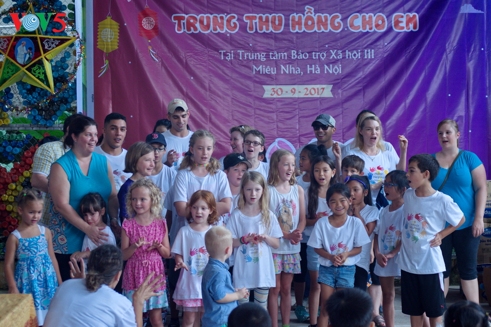 រួមដៃគ្នាដើម្បីបុណ្យសំពះព្រះខែកក់ក្តៅ