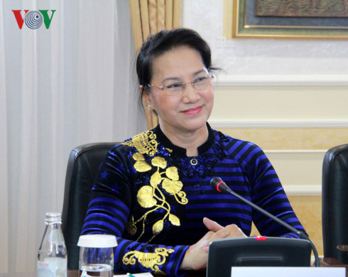 ប្រធានរដ្ឋសភាលោកស្រី Nguyen Thi Kim Ngan ជួបចរចាជាមួយប្រធាន សភាជាន់ទាបកាហ្សាក់ស្ថាន