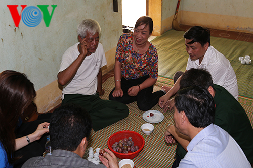 Vi Van Om - វីរៈពលករនៅតំបន់ព្រំដែនប៉ែកពាយព្យ