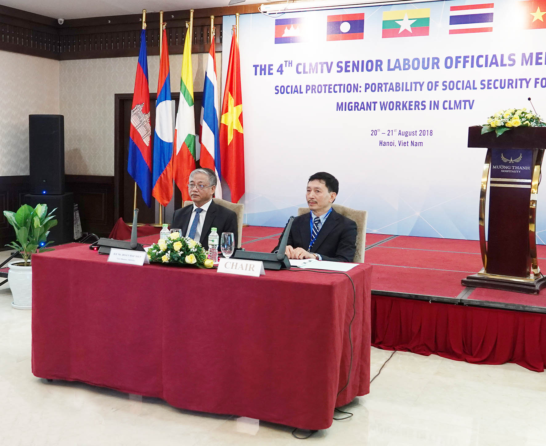 ធានាការបង់និងទទួលការធានារ៉ាប់រងសង្គមសម្រាប់ពលករចំណាកស្រុក