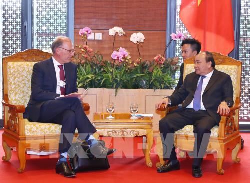 នាយករដ្ឋមន្ត្រីវៀតណាមលោក Nguyen Xuan Phuc ទទួលជួបជាមួយ ប្រធានាធិបតីឥណ្ឌូណេស៊ី និងប្រធាន អគ្គនាយកសម្ព័ន្ធក្រុមហ៊ុន GE Global