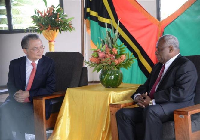 វៀតណាមនិងវ៉ានូអាទូឯកភាពជម្រុញកិច្ចសហប្រតិបត្តិការលើ វិស័យកសិកម្ម និងជលផល ថ្មីៗនេះនៅរដ្ឋធានី Port Vila  ឯកអគ្គរដ្ឋទូតវៀតណាមប្រចាំនៅប្រទេស អូស្រ្តាលី អម