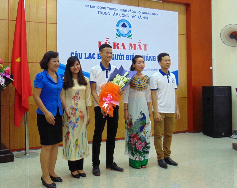 វៀតណាមជួយជ្រោមជ្រែងសប្តាហ៍មនុស្សថ្លង់លើពិភពលោក