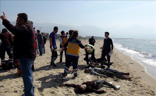 គ្រោះលិចនាវានៅលំហសមុទ្រទួរគី ធ្វើឲ្យជនចំណាក់ស្រុកជាង ៣០ នាក់​ត្រូវ​ស្លាប់ និងបាត់ខ្លួន