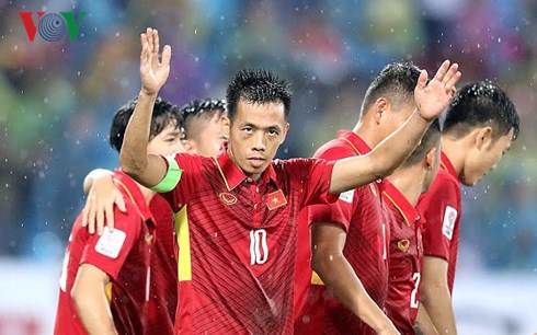 ក្រុមបាល់ទាត់ជំរើសជាតិវៀតណាមខិតខំប្រឹងប្រែងប្រកួតប្រកបដោយជោគជ័យនៅ AFF Cup ឆ្នាំ ២០១៨