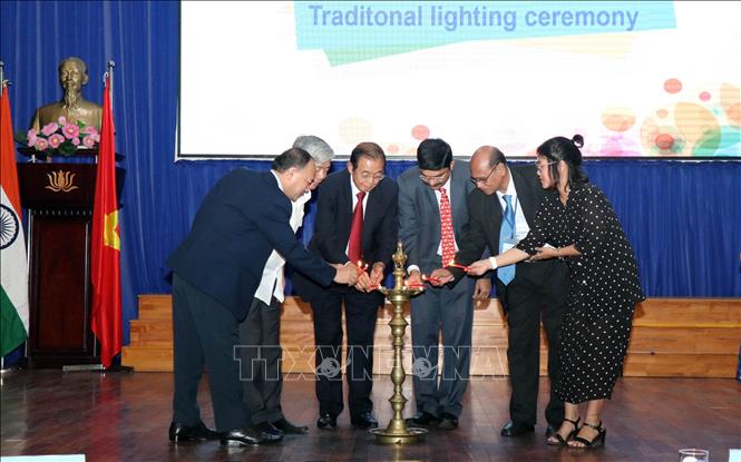 ប្រជាជនទីក្រុងហូជីមិញនិងឥណ្ឌារឹតបន្តឹងចំណងសាមគ្គីភាព និងមិត្តភាព