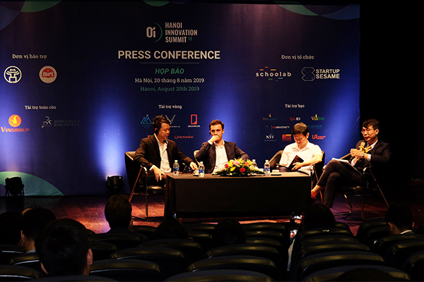 វេទិកាស្តីពីការចាប់ផ្តើមអាជីវកម្មដោយច្នៃប្រឌិតហាណូយឆ្នាំ ២០១៩ ( Hanoi Innovation Summit)