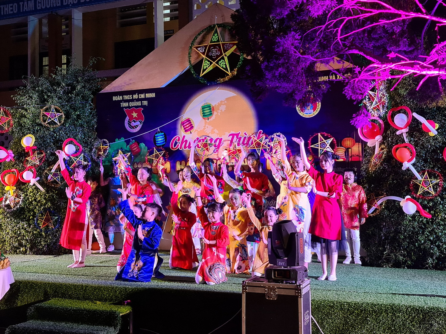 រៀបចំសកម្មភាពអំណរសាទរបុណ្យសំពះព្រះខែសម្រាប់កុមារនៅតាមតំបន់នានា