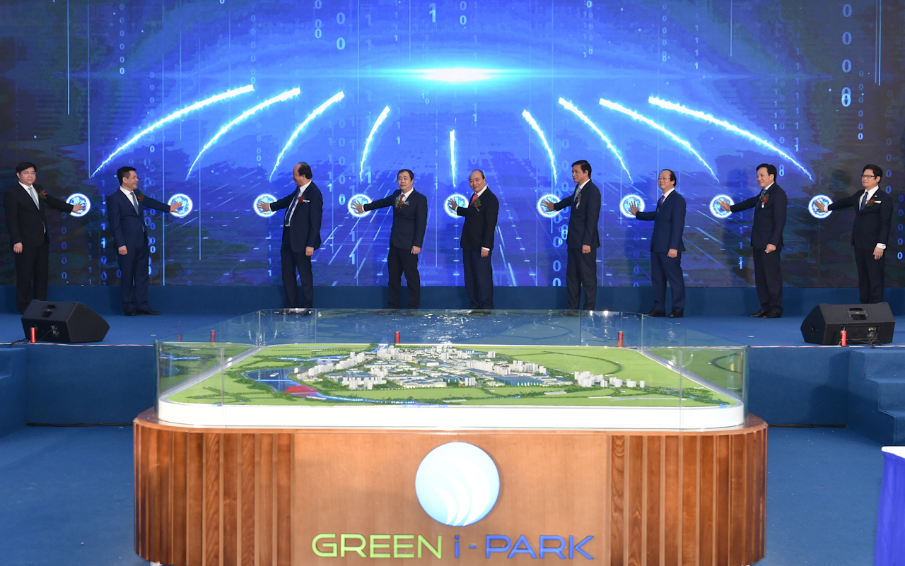 នាយករដ្ឋមន្ត្រីវៀតណាម លោក Nguyen Xuan Phuc អញ្ជើញបំពេញការងារនៅខេត្ត Thai Binh