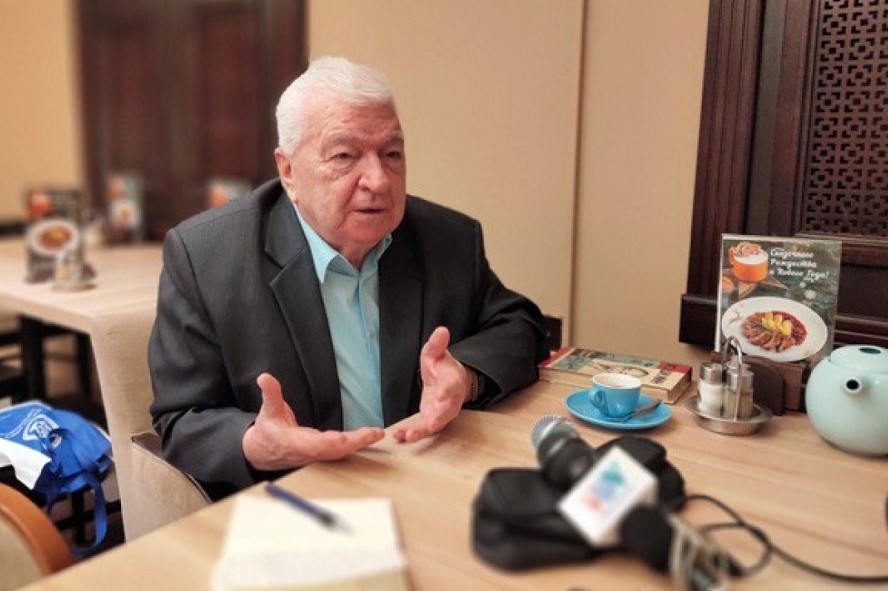 មហាសន្និបាតបក្សកុម្មុយនិស្តវៀតណាមលើកទី ១៣ - មាគ៌ាឆ្ពោះទៅរកភាពជោគជ័យថ្មី