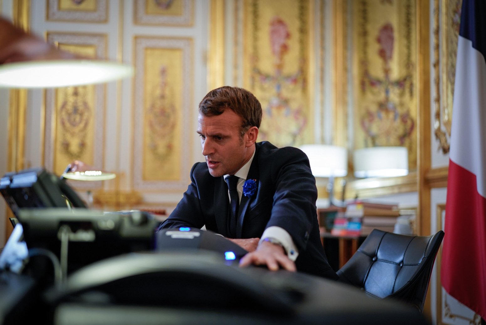 ប្រធានាធិបតីបារាំងលោក Emmanuel Macron ធ្វើកិច្ចសន្ទនាតាមទូរស័ព្ទ ជាមួយប្រធានាធិបតីអាមេរិកថ្មី លោក Joe Biden