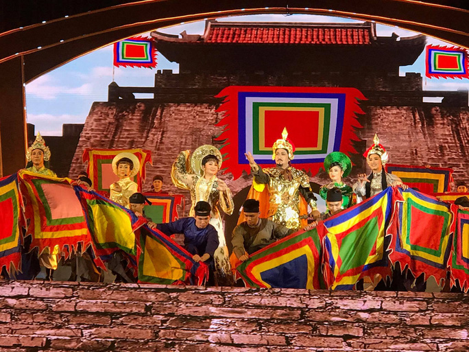 ទីក្រុងហូជីមិញរៀបចំកម្មវិធីសម្ដែងល្ខោនរំលឹកខួបលើកទី ២៣២ ទិវា​ជ័យជំនះ Dong Da