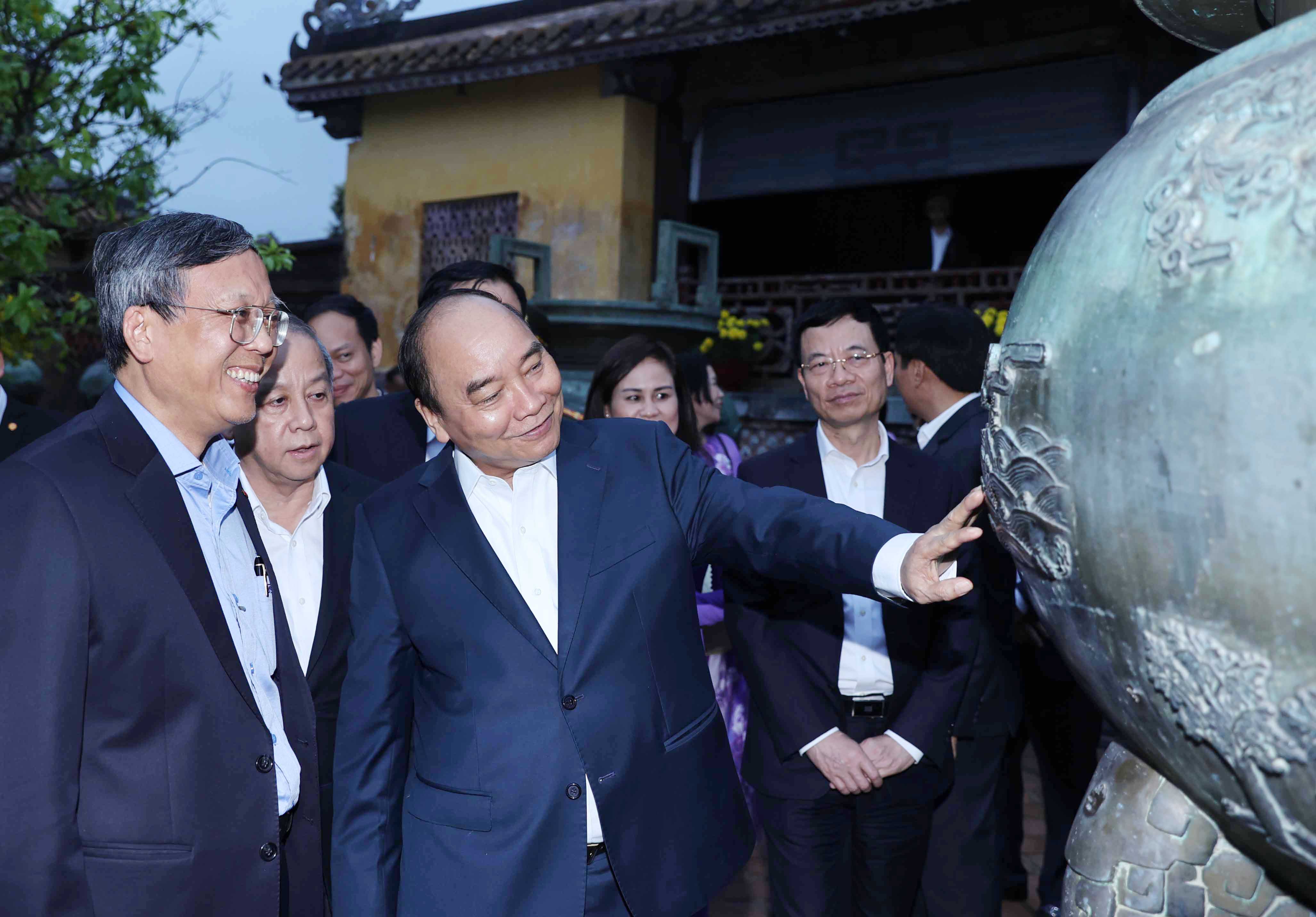 តាក់តែងគោលនយោបាយពិសេសដោយឡែកដើម្បីអភិវឌ្ឍន៍ខេត្ត Thua Thien-Hue ឡើងកំពស់ថ្មី