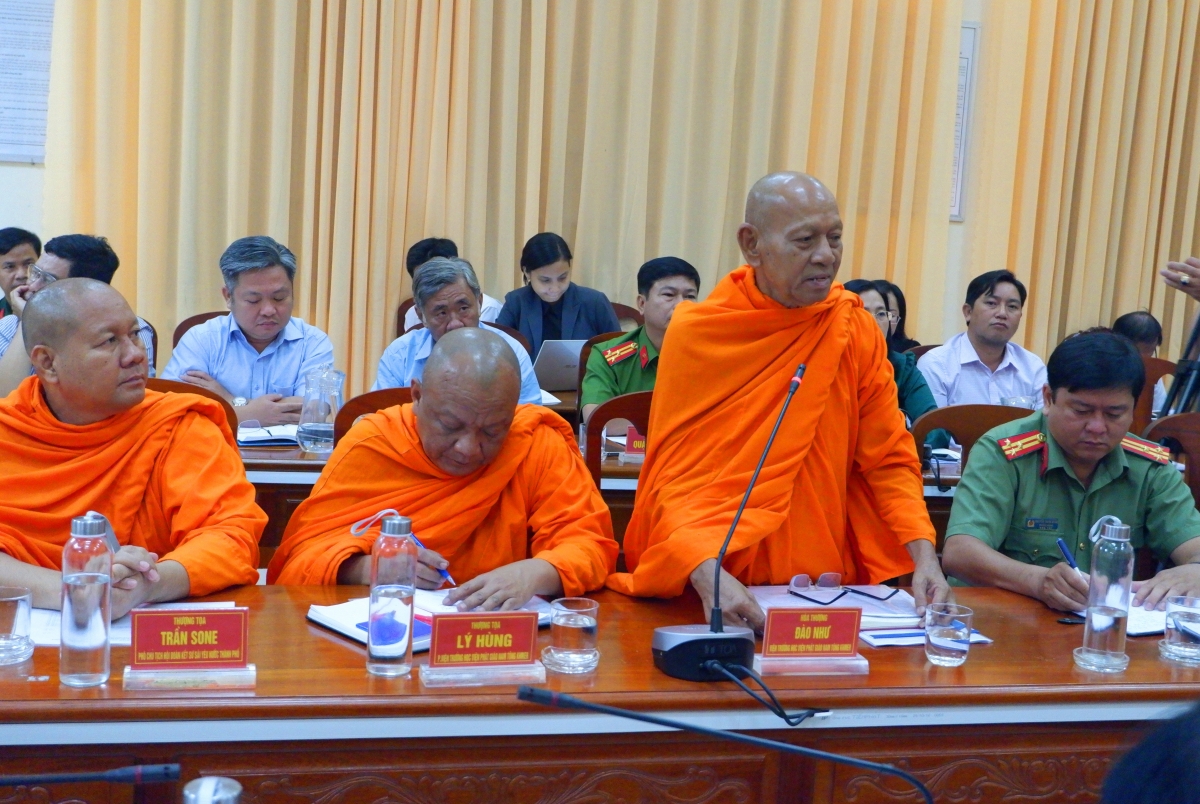 ទីក្រុង Can Tho រៀបចំ​បុណ្យតេតកងទ័ព-ប្រជាជនជាលើកដំបូង ដើម្បីអបអរសាទ «បុណ្យចូលឆ្នាំថ្មីប្រពៃណី» សម្រាប់បងប្អូនជនរួមជាតិខ្មែរ