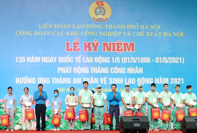 វៀតណាមបំផុសខែកម្មករនៅខេត្ត ក្រុងជាច្រើន