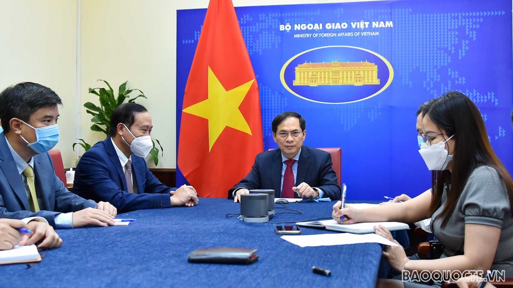 ជំរុញឲ្យកាន់តែប្រសើរឡើងថែមទៀតនូវទំនាក់ទំនងភាពជាដៃគូយុទ្ធសាស្ត្រវៀតណាម - ជប៉ុន