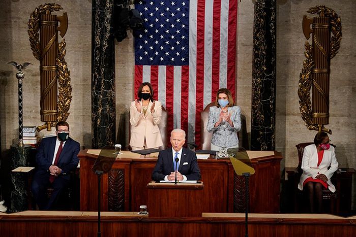 ប្រធានាធិបតី J.Biden បានបញ្ជាក់ថា” អាមេរិក​ ត្រៀមខ្លួន​ជាស្រេច​ដើម្បី​ឆ្ពោះទៅមុខ”