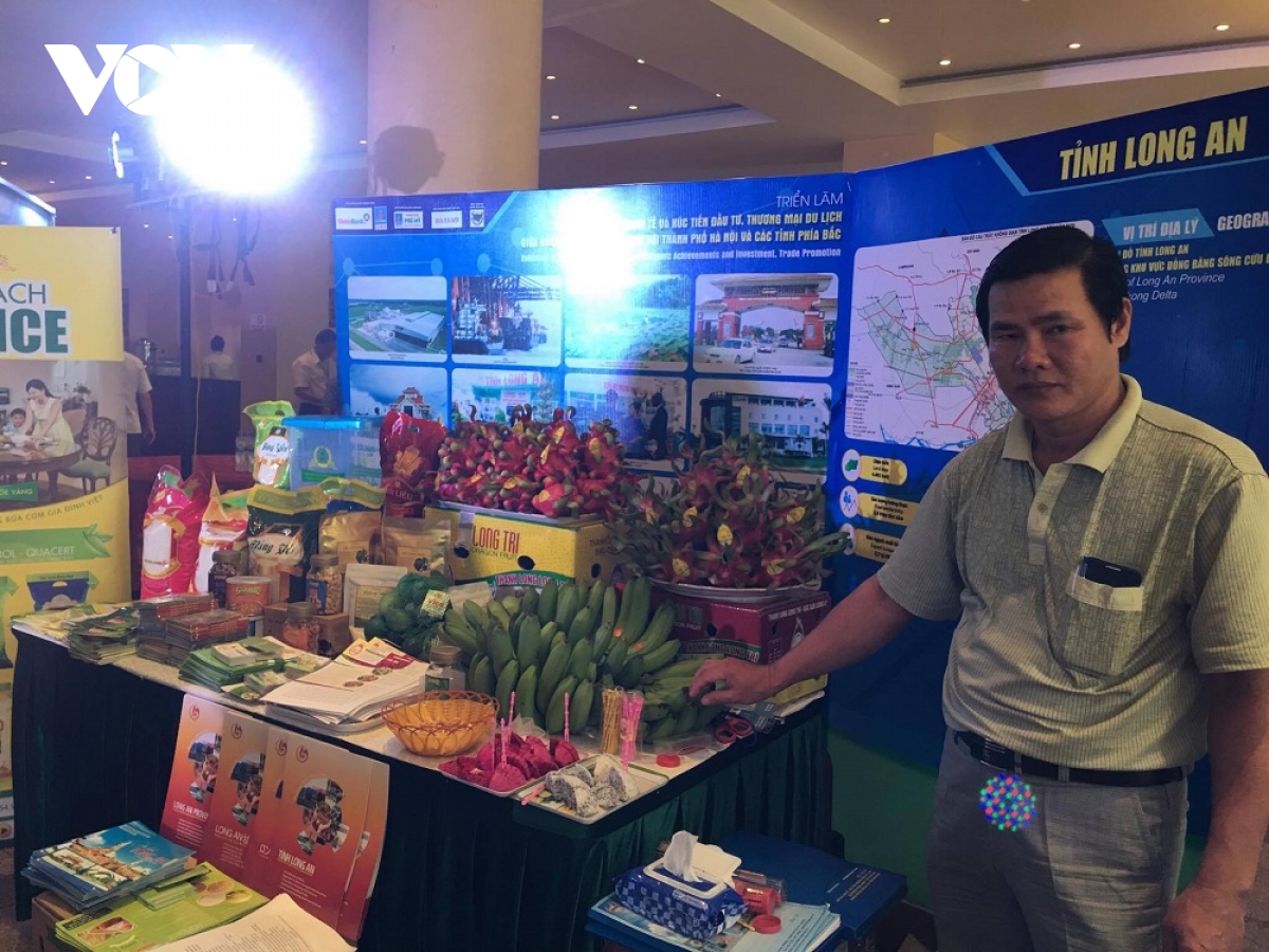 ផលិតផលកសិកម្មរបស់វៀតណាមនឹងត្រូវបានលក់តាមទីផ្សារពាណិជ្ជកម្មអេឡិចត្រូនិច (E-commerce)