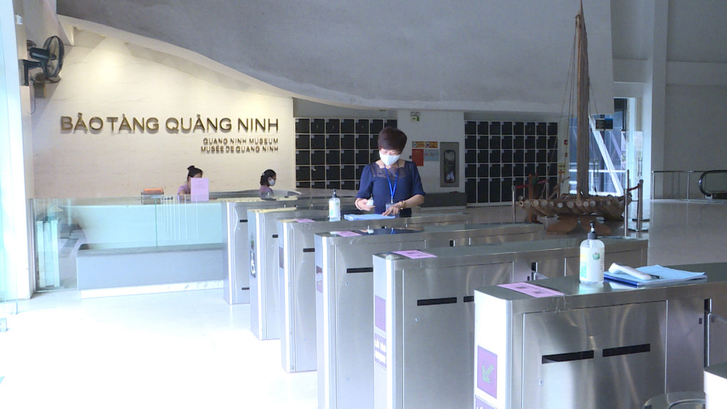 ខេត្ត Quang Ninh ចាប់ផ្តើមដំណើរទេសចរណ៍តាមខេត្តឡើងវិញ