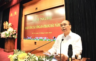 ប្រធានរដ្ឋលោក Nguyen Xuan Phuc ស្នើឱ្យកម្លាំង​នរគបាល​ប្រជាជន​ធ្វើជាសេនាធិការ​ជូនបក្ស និងរដ្ឋអំពីយុទ្ធសាស្ត្រការពារអធិបតេយ្យភាព សន្តិសុខជាតិ និងធានាសណ្តាប់ធ្នាប់ សុវត្ថិភាពសង្គមឲ្យទាន់ពេលវេលា