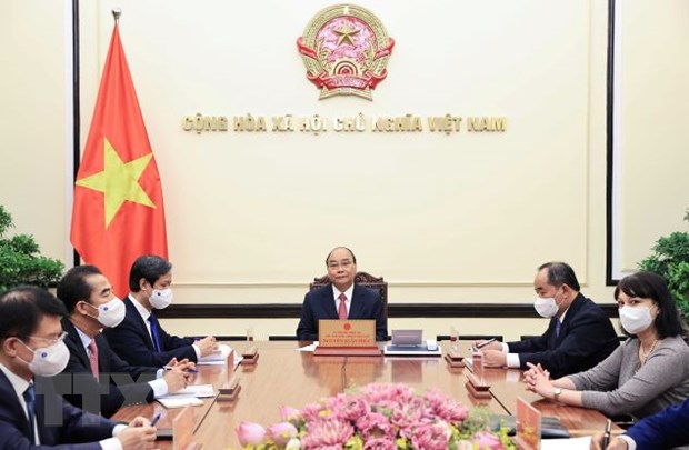 សារព័ត៌មានរូម៉ានីចុះផ្សាយយ៉ាងជាក់ច្បាស់អំពីកិច្ចសន្ទនាតាមទូរស័ព្ទរវាងប្រធានរដ្ឋ វៀតណាមលោក Nguyen Xuan Phuc ជាមួយប្រធានាធិបតីរូម៉ានីលោក Klaus Iohannis