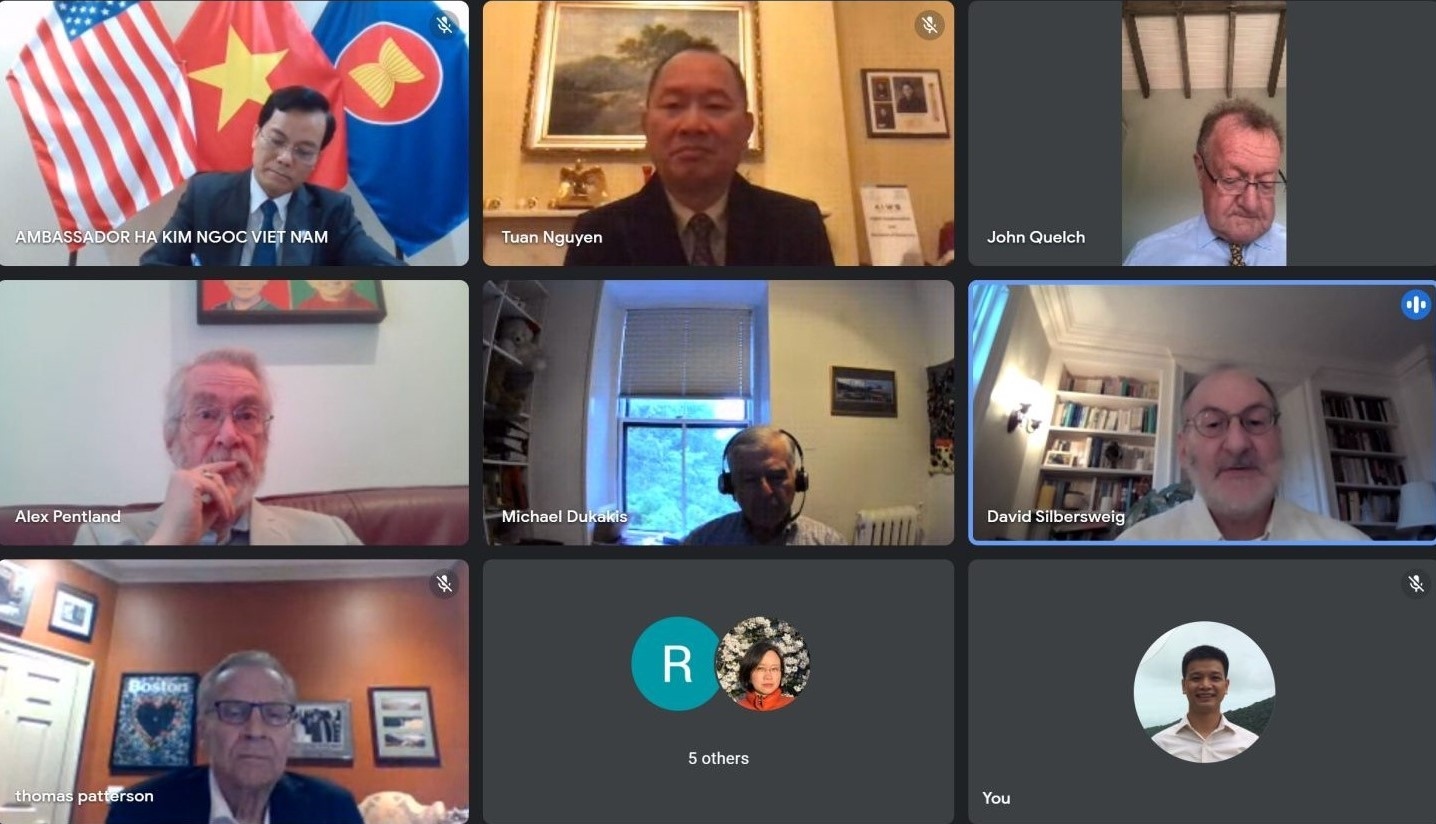 គំនិតផ្ដួចផ្ដើម វៀតណាម Spark អំពីការជួយឧបត្ថម្ភវៀតណាមបង្ការទប់ស្កាត់ ជម្ងឺកូវីដ ១៩ ឆ្ពោះទៅរកការស្ដារសេដ្ឋកិច្ច