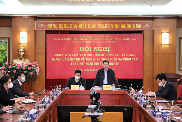 នឹងដាក់ជូនមជ្ឈឹមសេចក្ដីសម្រេចចិត្តថ្មីអំពីកសិកម្ម កសិករនិងជនបទ