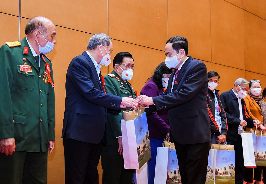 វៀតណាមអំពាវនាវដល់អង្គការ បុគ្គល និងប្រជាអាណិកជន​បន្ត​ធ្វើសកម្មភាព​ជួយឧបត្ថម្ភជនរងគ្រោះដោយសារជាតិគីមីពុលពណ៌លឿងទុំ